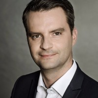 dr Aleksander Raczyński