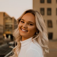 Elle Olson