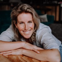Laura De Harder