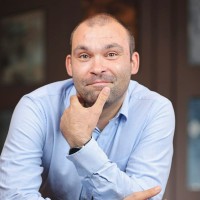 Valentin Vina