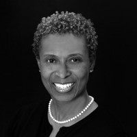 Valerie Thompson, Mba