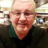 Paul Lowe