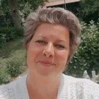 Eveline Van Den Broek