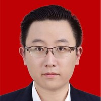 周佳人