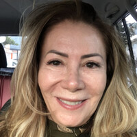 Eliane Luiza Castle