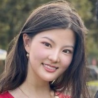 Constance Lo