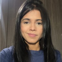 Márcia C.
