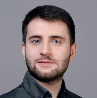 Derek Lewis