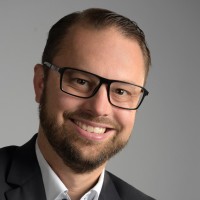 Nikolaus Yates
