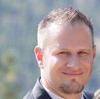 Travis Bitzer