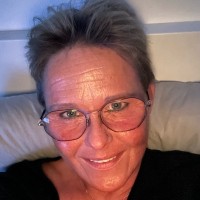 Sandra Buth