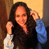 Flavia Victoria Almeida