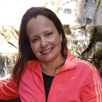 Celia Helena Silva