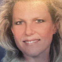 Tina Holmes
