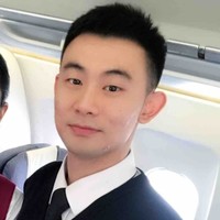何小亮