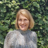 Yolanda Van Wiefferen