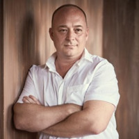 Максим Дементьев