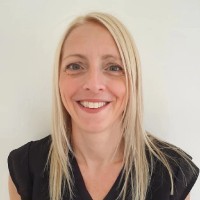 Sarah Knight