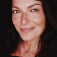 Yana S.