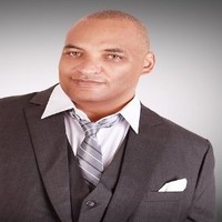 Dr. Christopher Hart