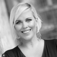 Karen Kelly