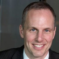 Mike Henry, Cfa