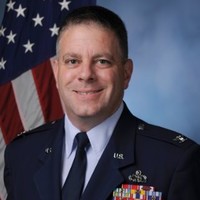Robert Trayers