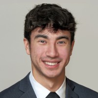 Jon Khomutov