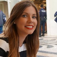 Paula Faust Gouveia