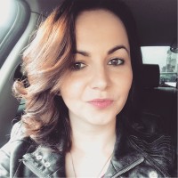 Oana Pop