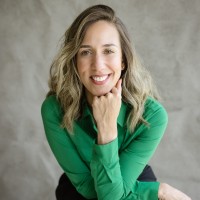 Iliana Silva, Mba