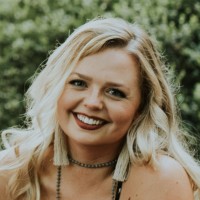Alexa Bowdler, Asla, Pla