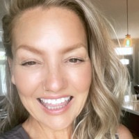 Tracey Van Der Valk