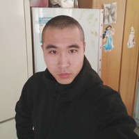 高春伟