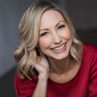 Laura Fox