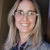 Beverly E. Poni Mumbrú