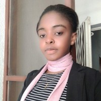 Lydie Mbau