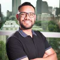 Gilbert Flores