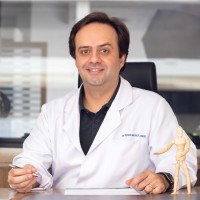 Dr. Pedro Baches