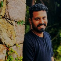 Vicky Vignesh