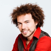 Tom Lev