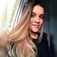 Pamela Assis