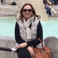 Glória César Corrêa