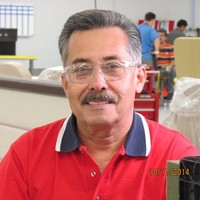 José A Vélez