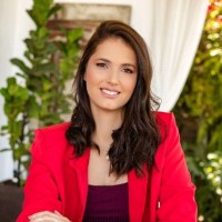 Samanta Oleynick