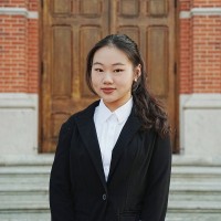 Lisa Y.
