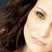 Suzanne Plant