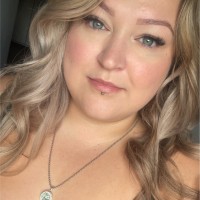 Dixie Simoneau