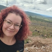 Hära Lola Lindholm