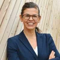 Dr. Alexandra Köth